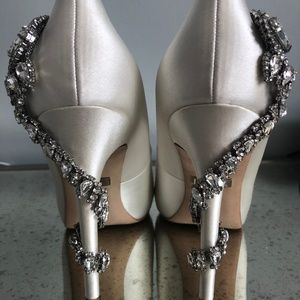 Badgley Mischka 'Royal' Crystal Embellished Peepto